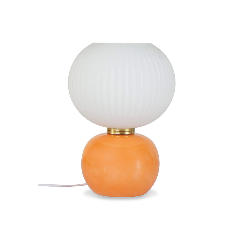 Tischlampe Globe Adnois – Opalglas-Schirm & orangefarbener Glasfuß