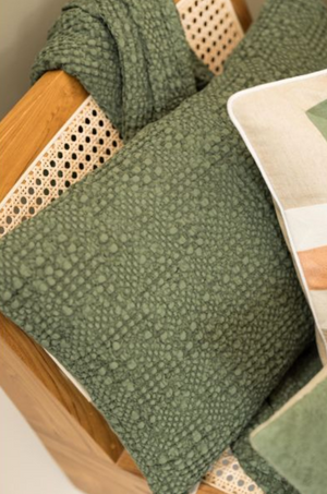 Stoneswashed Tagesdecke Tana Olive