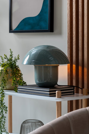 Tischlampe Fat Mushroom – Pilzform trifft Designcharakter in Burgunder
