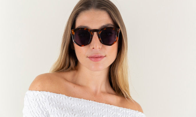 Charly Therapy Capri – Hexagonale Sonnenbrille, UV400