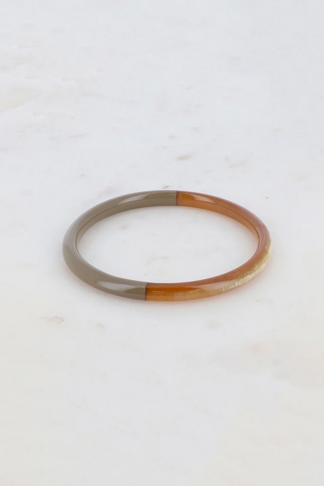 Lackierter Armreif aus Büffelhorn dick – handgefertigt in Vietnam