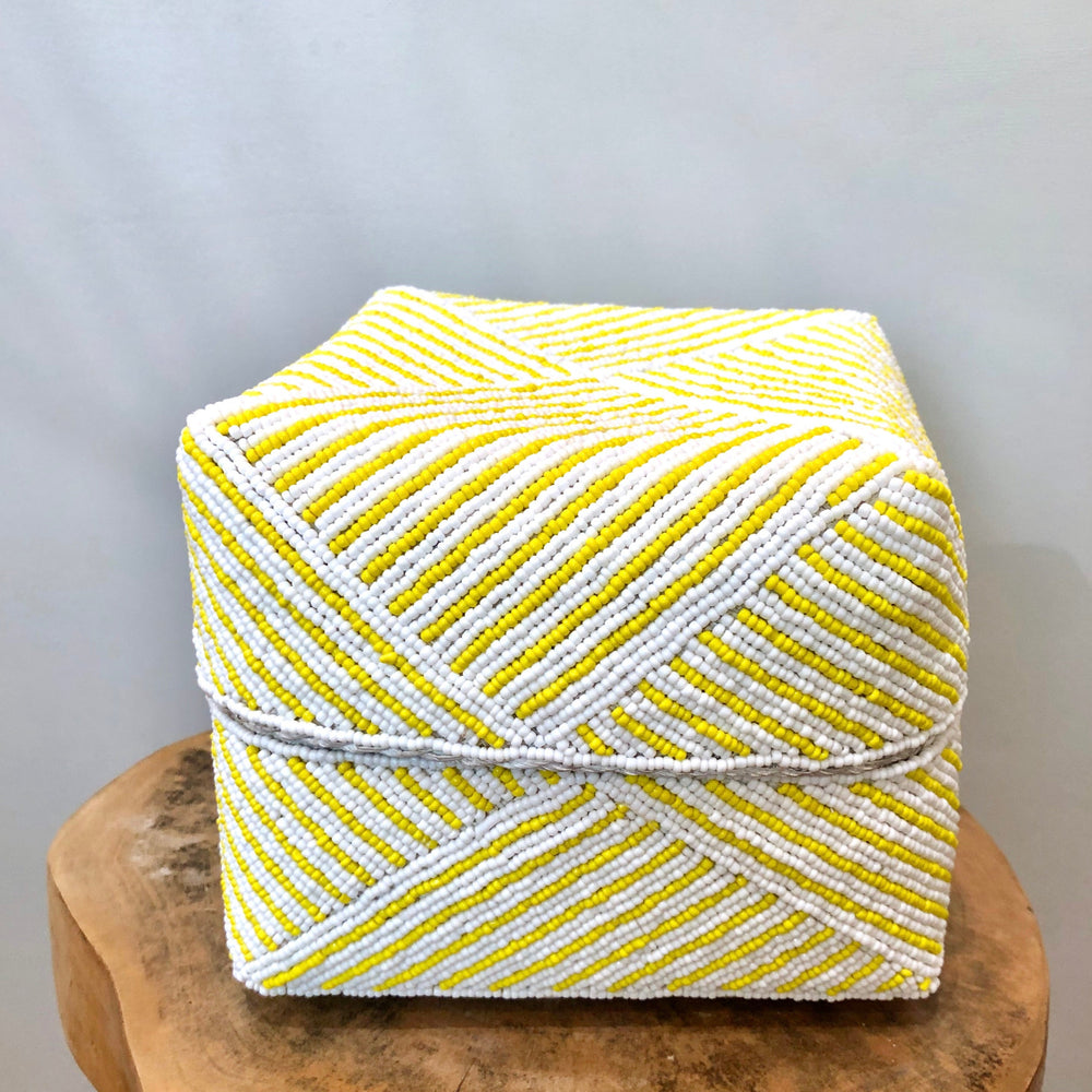Perlenbox Aninda Zitronengelb mit schmalen Streifen